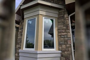 When the sun’s beating down and your home won’t stay cool, chances are your windows are part of the problem.