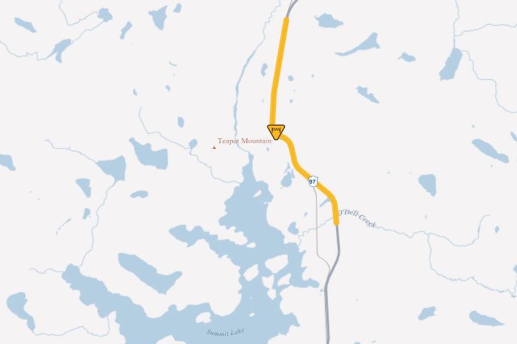 Section of Alaska Highway that is closed due to crash. (DriveBC)
